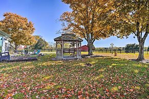 Spacious Home + Acreage, 16 Mi to Chattanooga
