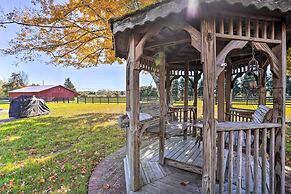 Spacious Home + Acreage, 16 Mi to Chattanooga