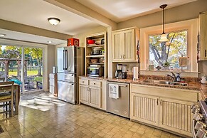 Spacious Home + Acreage, 16 Mi to Chattanooga