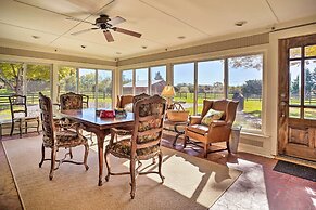 Spacious Home + Acreage, 16 Mi to Chattanooga