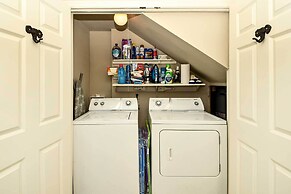 Spacious Home + Acreage, 16 Mi to Chattanooga