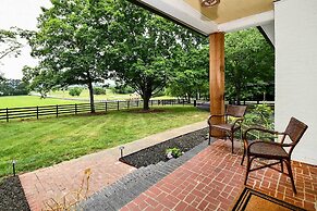 Spacious Home + Acreage, 16 Mi to Chattanooga