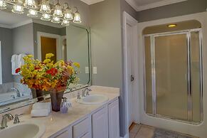 Natchez Vacation Rental, Close to Historic Parks!