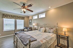 Waterfront New Orleans Home w/ Private Dock & Pier