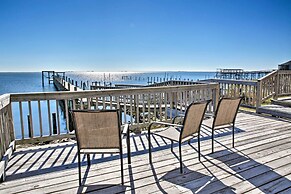 Waterfront New Orleans Home w/ Private Dock & Pier