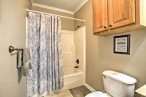 Waterfront New Orleans Home w/ Private Dock & Pier