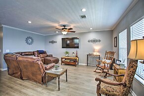 Waterfront New Orleans Home w/ Private Dock & Pier