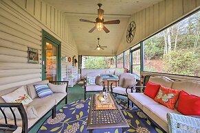 Ellijay Cabin With Porch & Private Hot Tub!