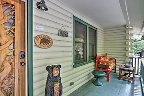 Ellijay Cabin With Porch & Private Hot Tub!
