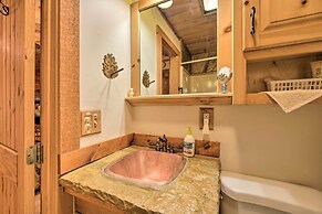 Ellijay Cabin With Porch & Private Hot Tub!