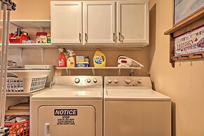 Ellijay Cabin With Porch & Private Hot Tub!