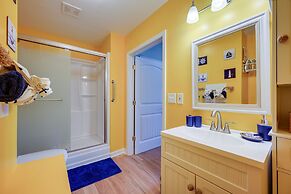 Lakefront Eatonton Getaway w/ Dock & Grill!