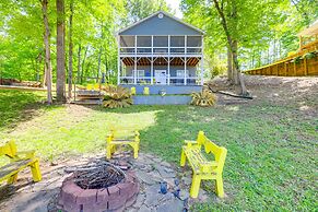 Lakefront Eatonton Getaway w/ Dock & Grill!