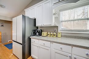 Lakefront Eatonton Getaway w/ Dock & Grill!