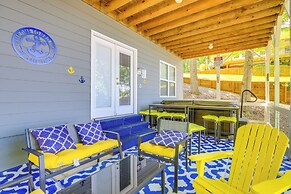 Lakefront Eatonton Getaway w/ Dock & Grill!