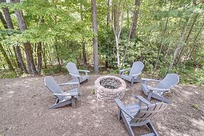 Hot Tub & EV Charger: Helen Getaway w/ Views!