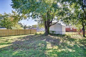 Hampton Home w/ Grill < 1 Mi to Beach!