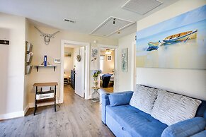 Hampton Home w/ Grill < 1 Mi to Beach!