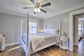 2 Mi to Lake: Blue Ridge 'yellowbird Cottage'