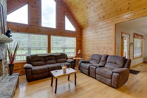 Hiawassee Riverfront Cabin: 7 Mi to Lake Chatuge!