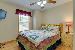 Hiawassee Riverfront Cabin: 7 Mi to Lake Chatuge!