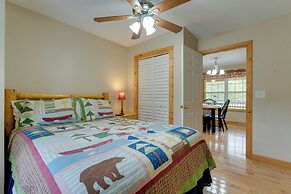 Hiawassee Riverfront Cabin: 7 Mi to Lake Chatuge!