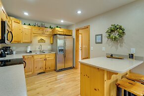 Hiawassee Riverfront Cabin: 7 Mi to Lake Chatuge!