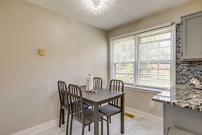 Powder Springs Getaway - Patio & Lake Access!