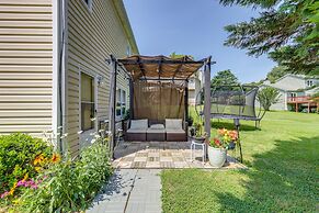 Powder Springs Getaway - Patio & Lake Access!