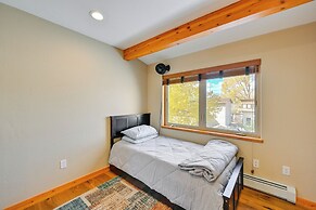 7984: Pet-friendly Townhome w/ Grill!