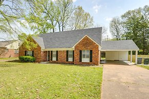 Memphis Vacation Rental - Walk to Graceland!