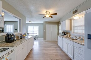 Memphis Vacation Rental - Walk to Graceland!