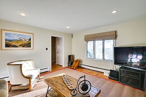Pet-friendly Marblehead Home Near Preston Beach!