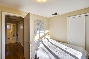 Pet-friendly Marblehead Home Near Preston Beach!