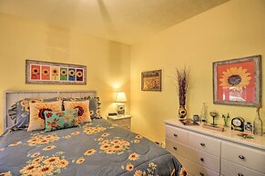 Cozy Pine Mountain Cabin w/ Screened Porch & Yard!