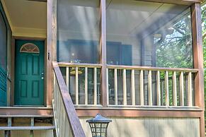 Cozy Pine Mountain Cabin w/ Screened Porch & Yard!