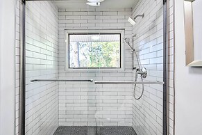 Peaceful Smyrna Home w/ Wood-burning Fire Pit