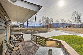 Picturesque Cottage in the Heart of Trenton!