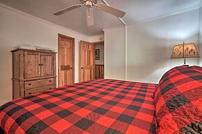 Serene Sky Valley Family Chalet w/ Fireplace