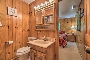 Serene Sky Valley Family Chalet w/ Fireplace