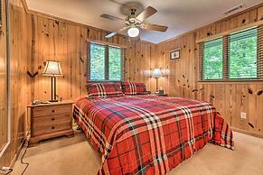 Serene Sky Valley Family Chalet w/ Fireplace