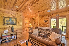 Cozy Hiawassee Cabin w/ Fire Pit & Mtn Views!