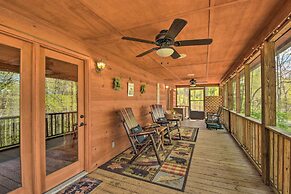 Cozy Hiawassee Cabin w/ Fire Pit & Mtn Views!