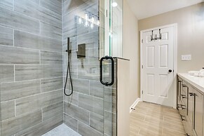 Modern Atlanta Vacation Rental Near Downtown!