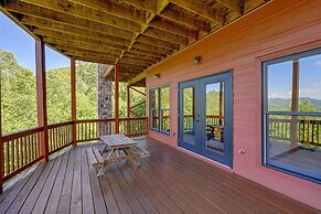 Hiawassee Vacation Rental: 1 Mi to Lake Chatuge!