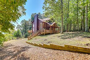 Scenic Talking Rock Creek Resort Home w/ Hot Tub