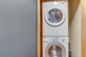 Scenic Talking Rock Creek Resort Home w/ Hot Tub