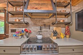 Rural Dallas Gem w/ Hot Tub, Sauna + Fire Pit!