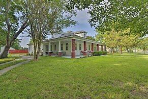 Hampton Sanctuary w/ Fire Pit & Fenced Yard!