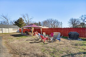 Hampton Sanctuary w/ Fire Pit & Fenced Yard!